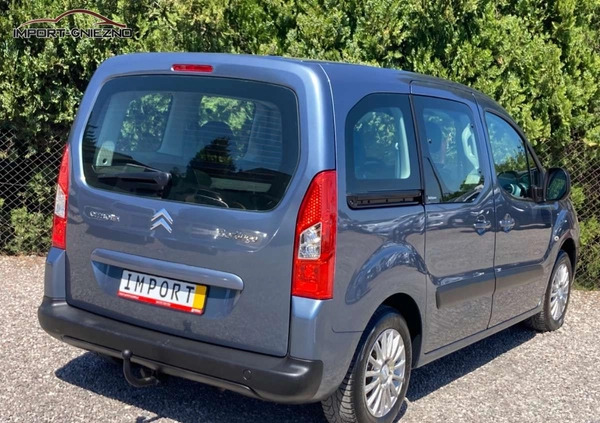 Citroen Berlingo cena 23900 przebieg: 230000, rok produkcji 2009 z Trzcińsko-Zdrój małe 232